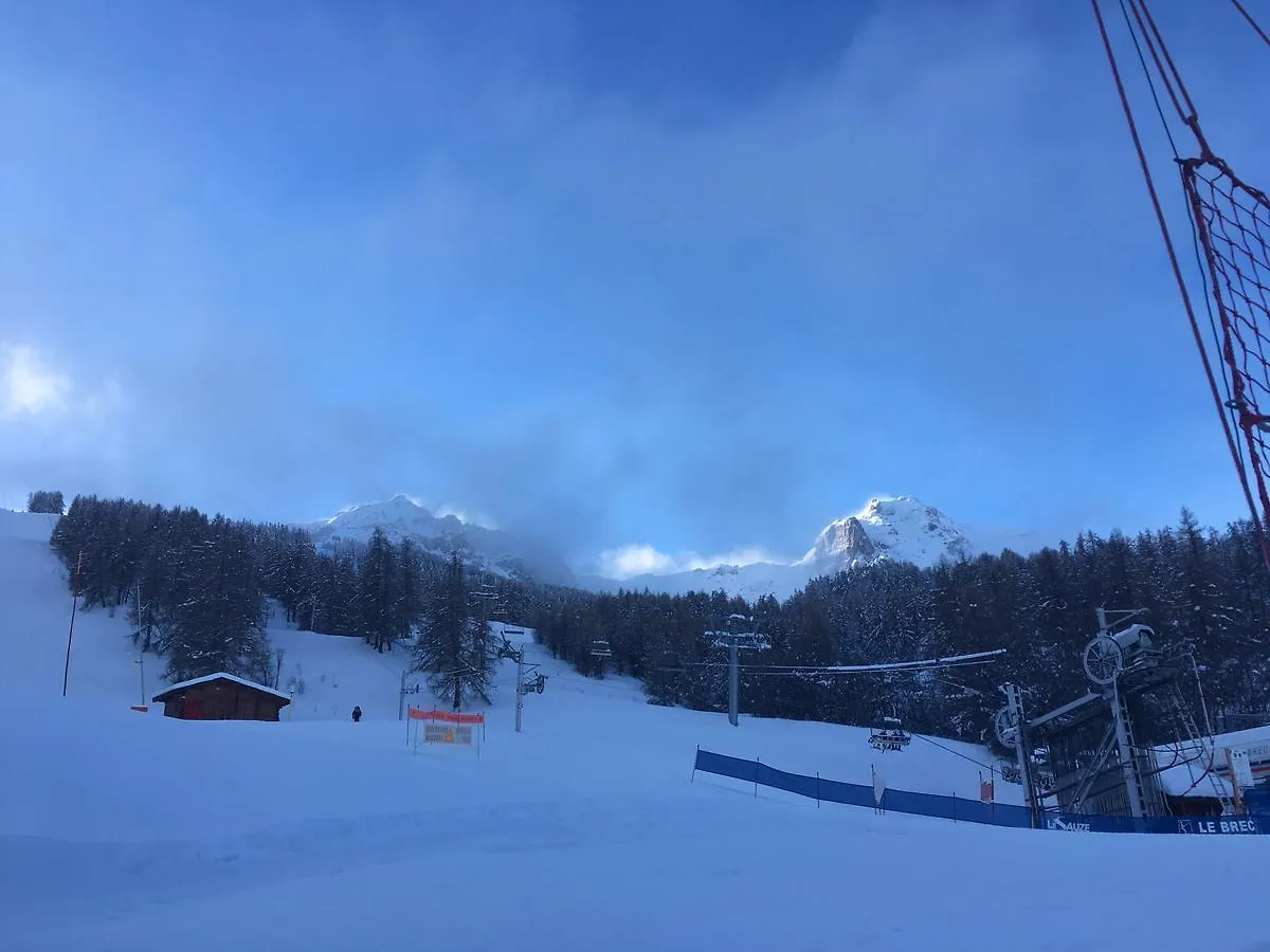 Hotel L'Equipe Le Sauze 2*,  France