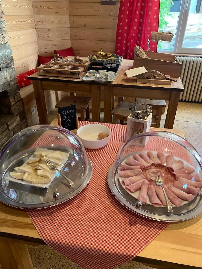 伊基普酒店 勒索兹